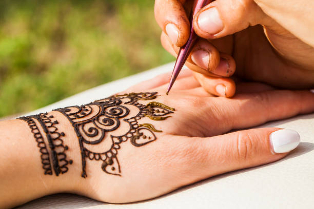 Henna art
